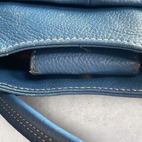 Mia Battina Retro Blue Leather Hand Bag - Picture 9 of 14